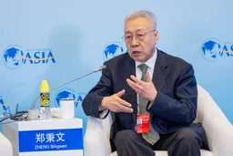 郑秉文：引入非缴费型社会养老金以提升农民待遇